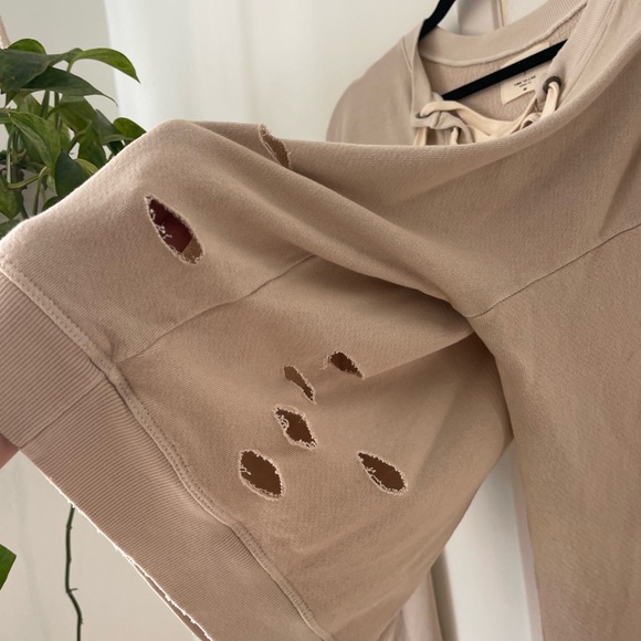 Electric & Rose beige sweatshirt size Medium - Picture 3 of 3